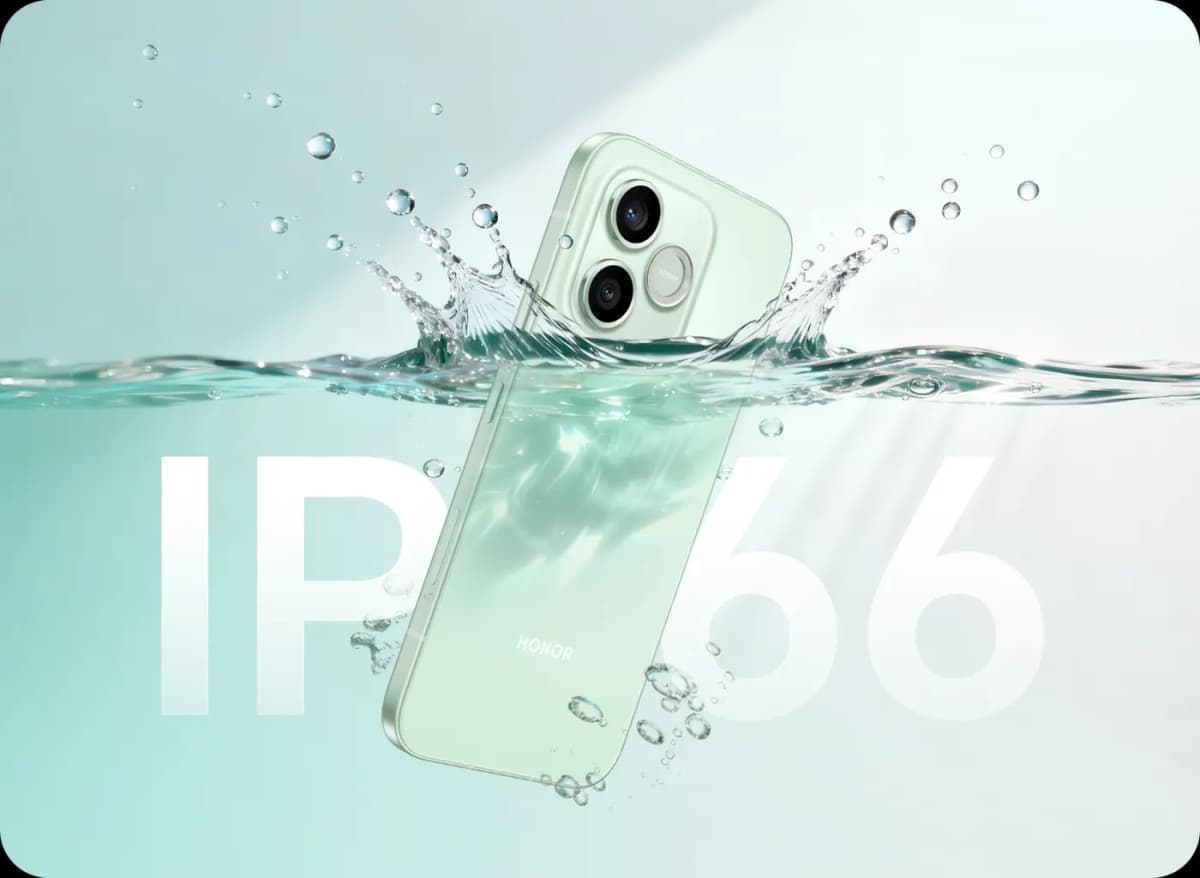 HONOR 600e con resistencia IP66 entre salpicaduras de agua