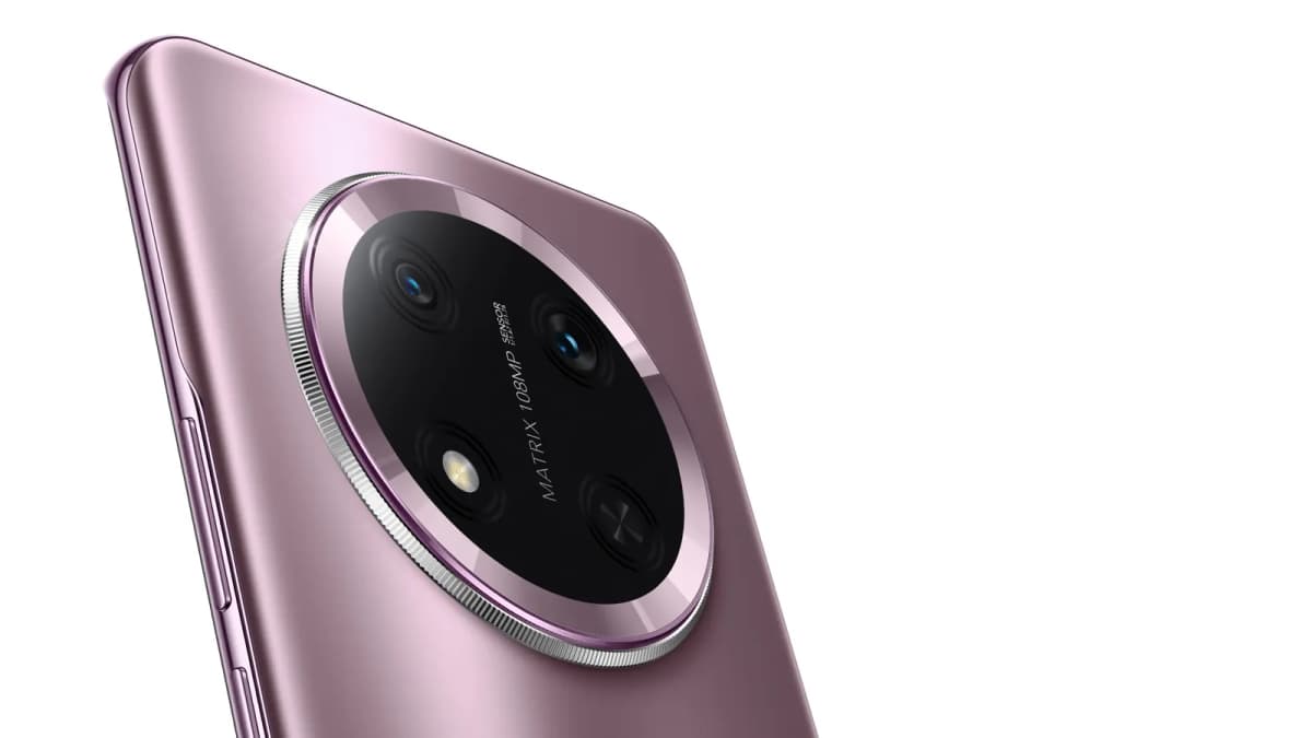 HONOR Magic7 Lite en color morado titanio