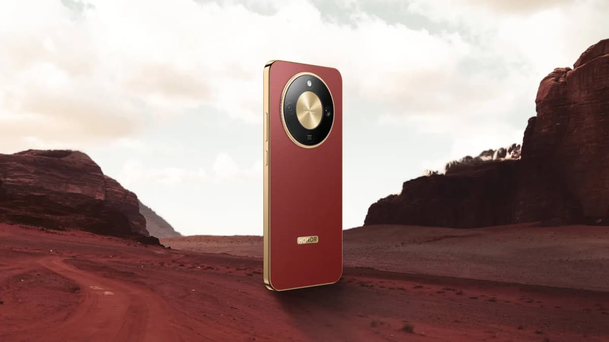HONOR Magic8 Lite en color rojo en el desierto