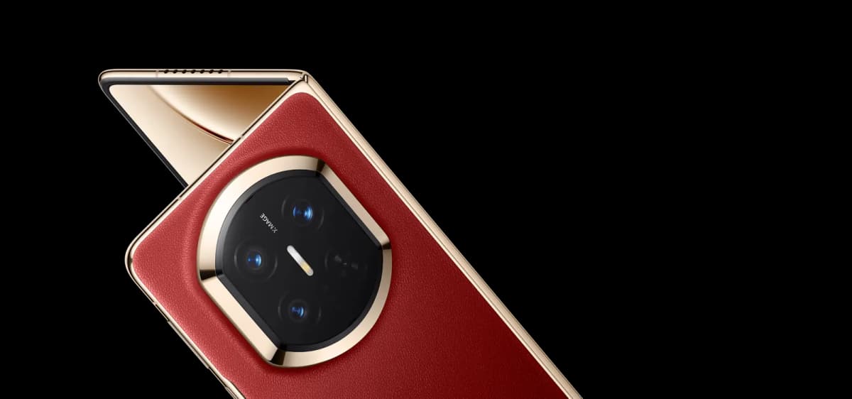 HUAWEI Mate X7 en color rojo