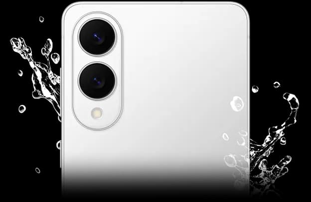 Cámaras del Samsung Galaxy S25 Edge con gotas de agua