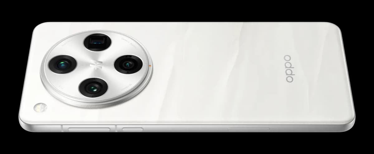 Módulo de cuatro cámaras del OPPO Find X8 Pro