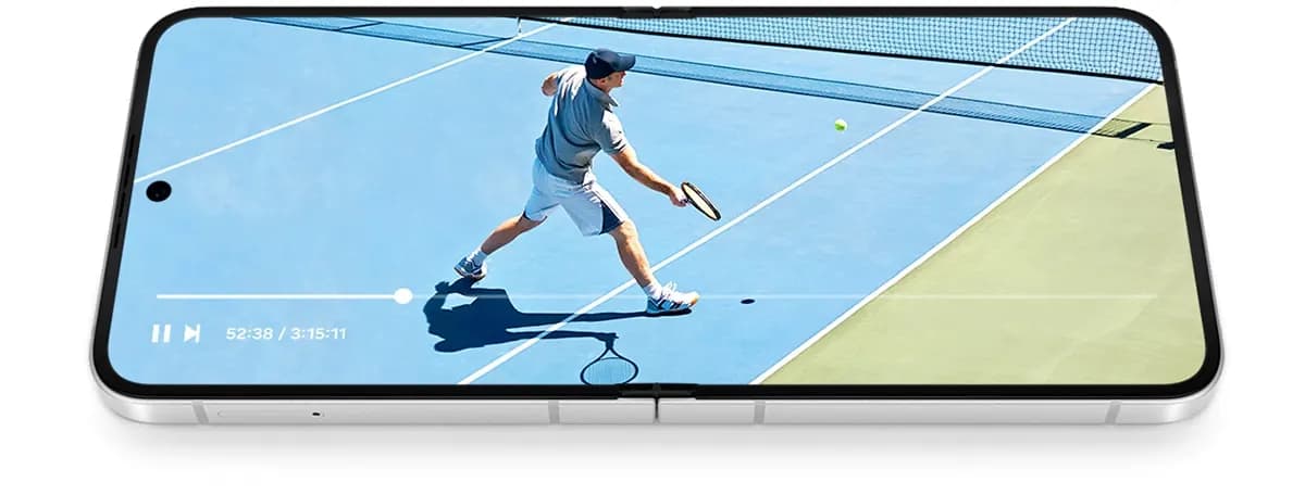 Partido de tenis en la pantalla del Samsung Galaxy Z Flip7 FE