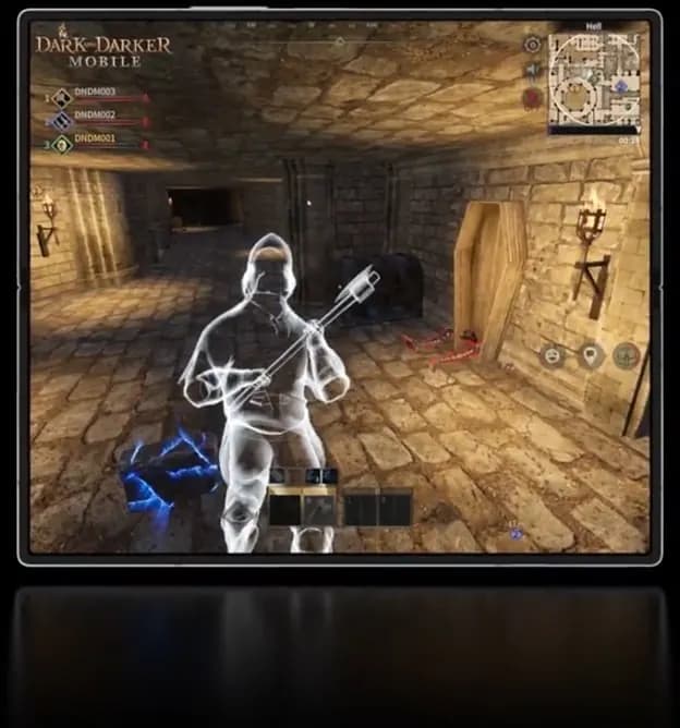 Juego en la pantalla abierta del Samsung Galaxy Z Fold6